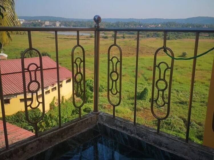 فندق Oliva Resort