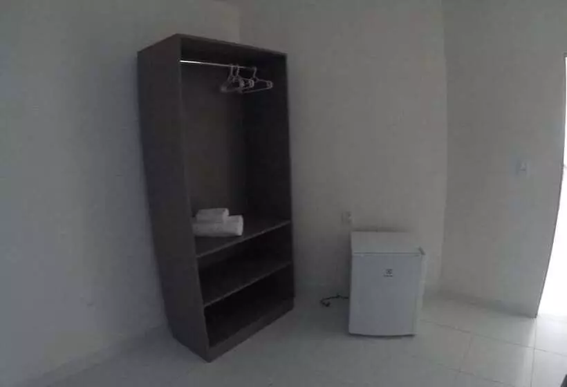 Hotelli Pousada Tambau