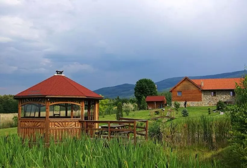 Maaseutuhotelli B&b Dom Z Bali