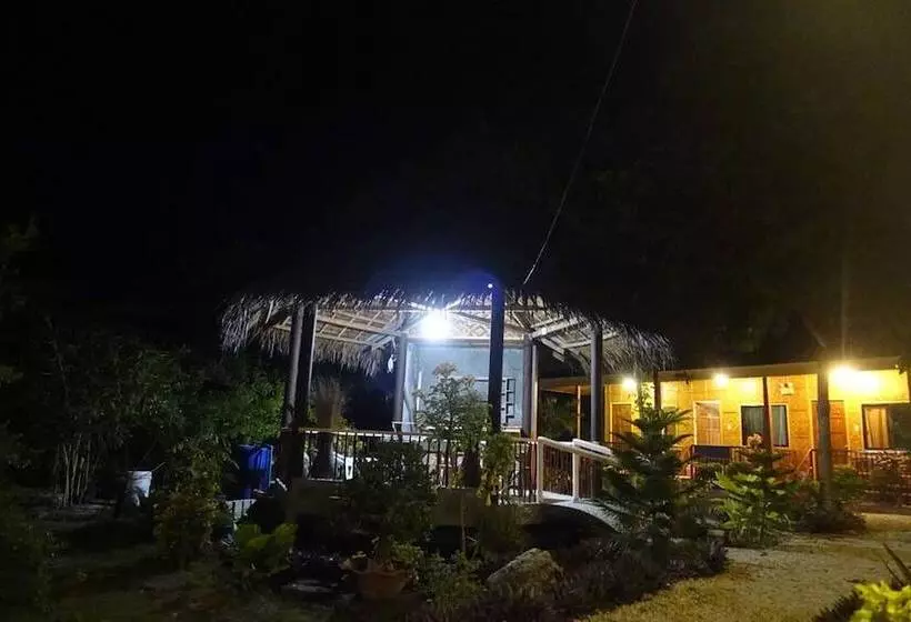 Majatalo New Village Lodge