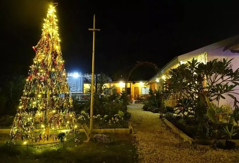 Majatalo New Village Lodge