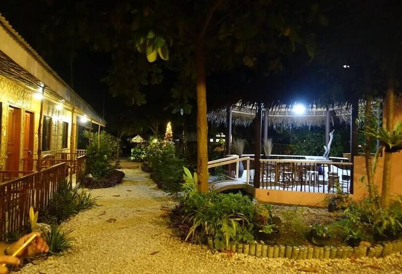 Pensiune New Village Lodge