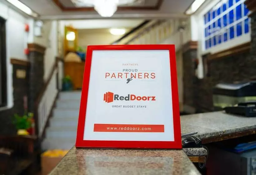Majatalo Reddoorz @ Palanan Makati 2