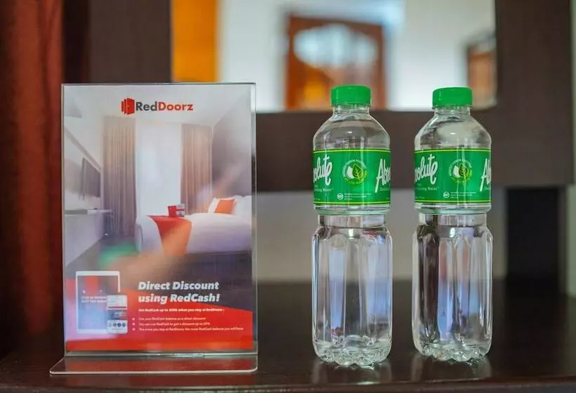 Majatalo Reddoorz @ Palanan Makati 2