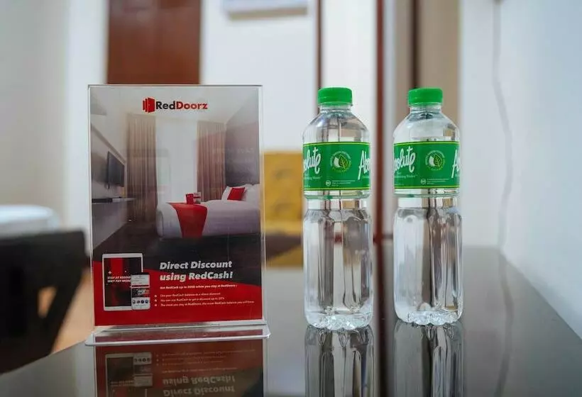 Majatalo Reddoorz @ Palanan Makati 2