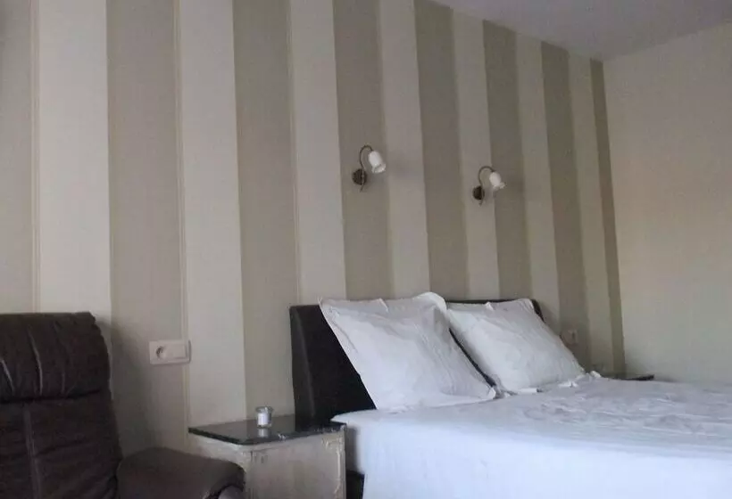 پانسیون Villa Esperanza