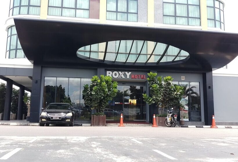 Roxy Hotel And Apartments