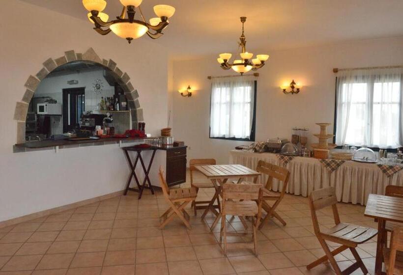 בית מלון כפרי Aiolos