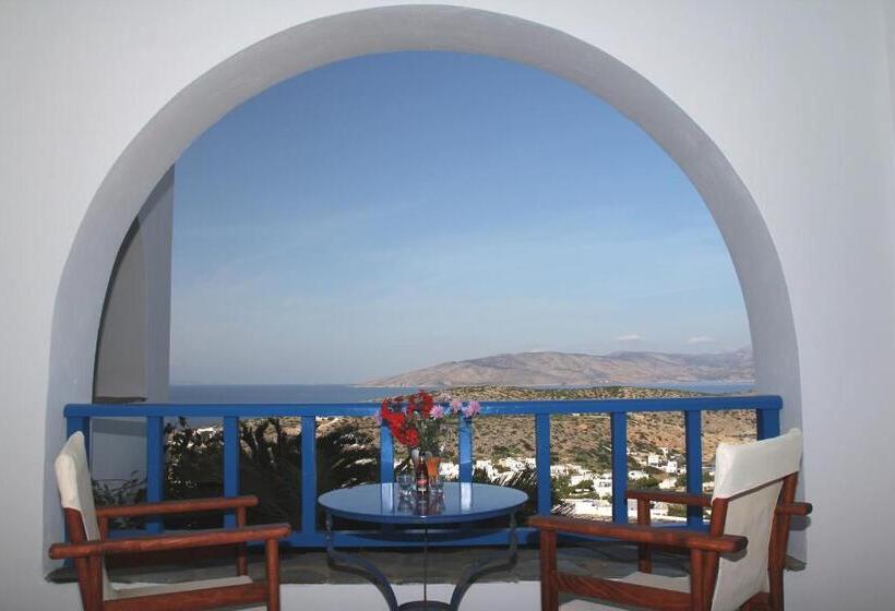 בית מלון כפרי Aiolos