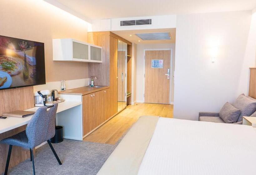 בית מלון כפרי AQUA RESORT BY BEL MARE MIEDZYZDROJE