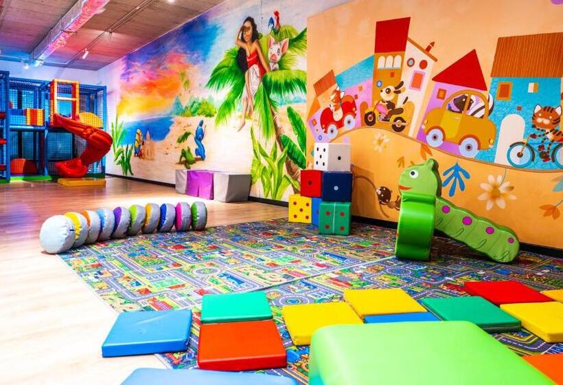 בית מלון כפרי AQUA RESORT BY BEL MARE MIEDZYZDROJE