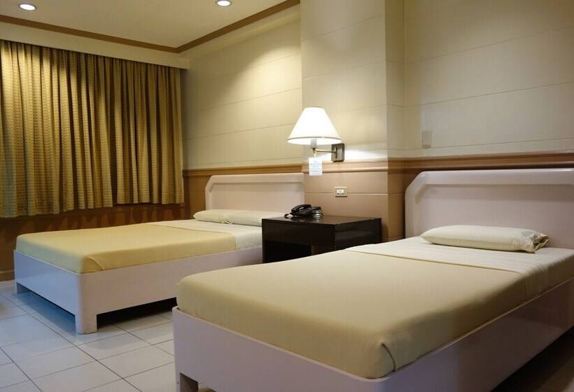 בית מלון כפרי Etsu