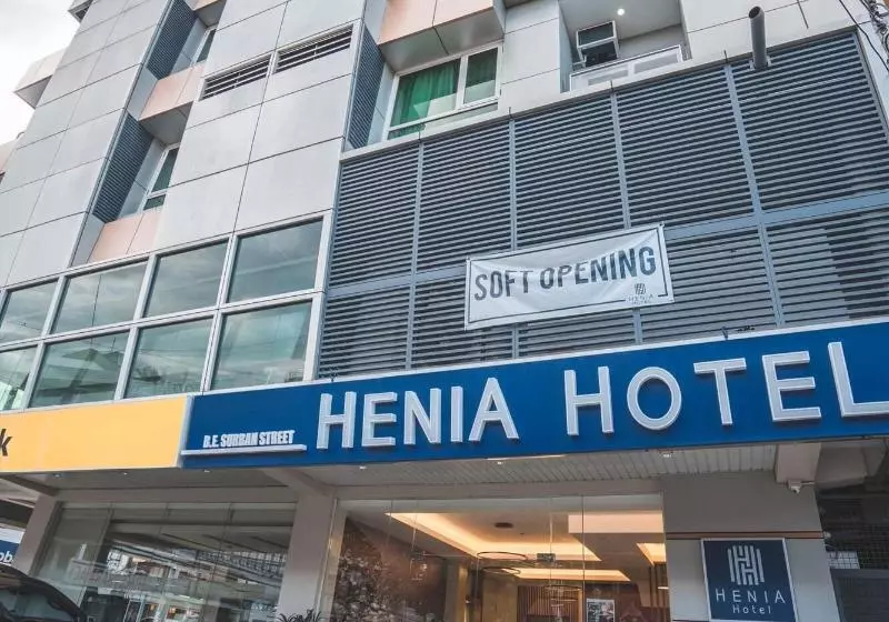 ホテル Henia