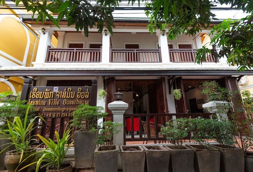 호텔 Jasmine Ville Guesthouse