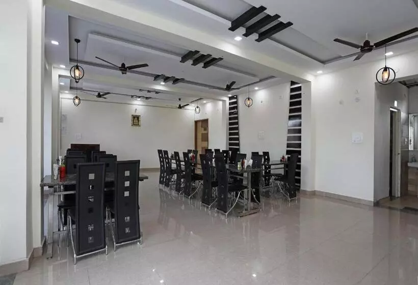Hotel Kss Inn