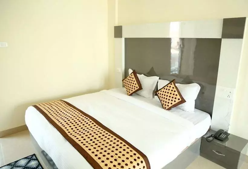 Hotel Kss Inn