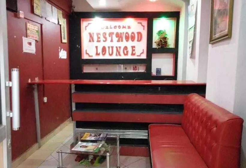 هتل Nestwood