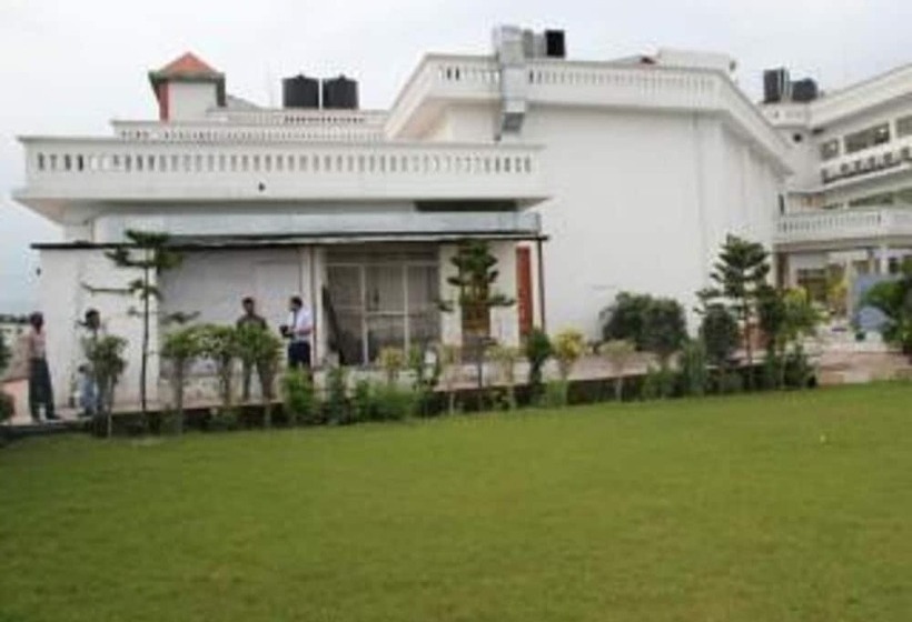 ホテル Padmini Palace