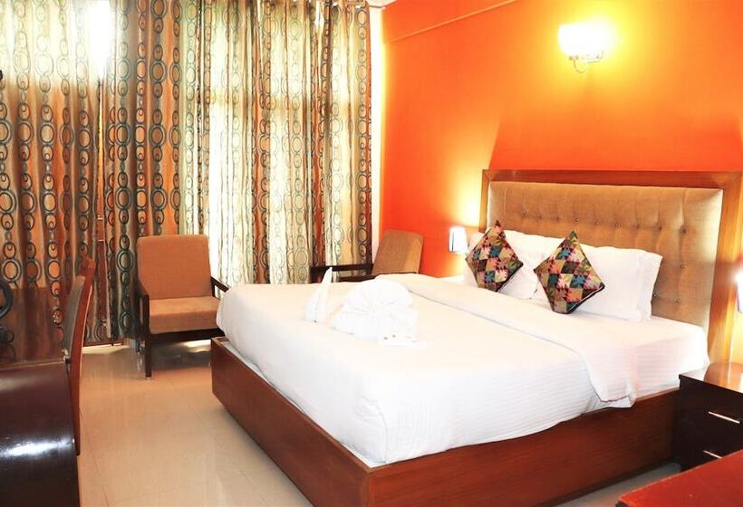 ホテル Padmini Palace