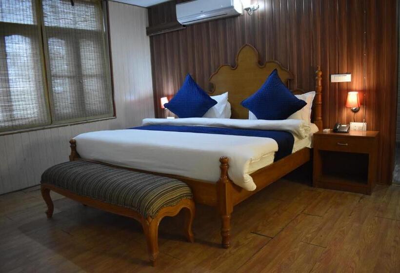 ホテル Padmini Palace