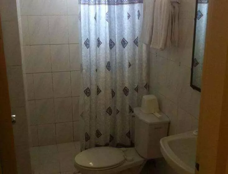 ホテル Reddoorz @ Tondaligan Beach