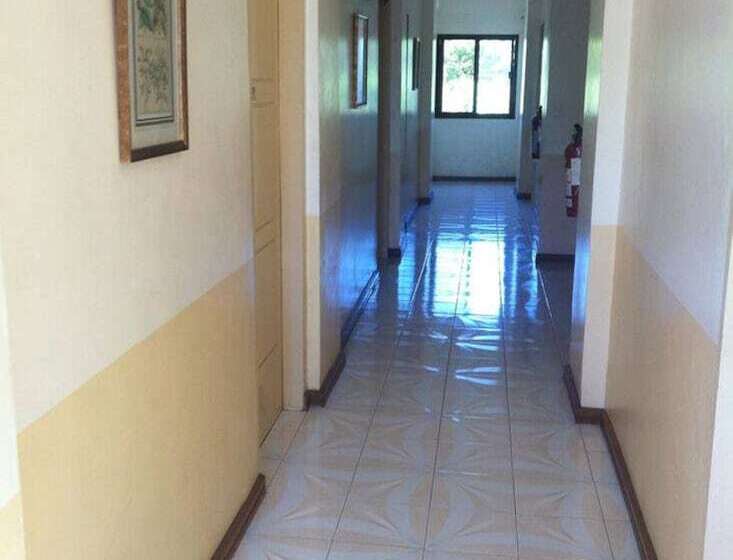 호텔 Reddoorz @ Tondaligan Beach