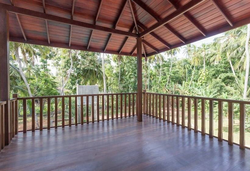 بنسيون Araliya Cottage