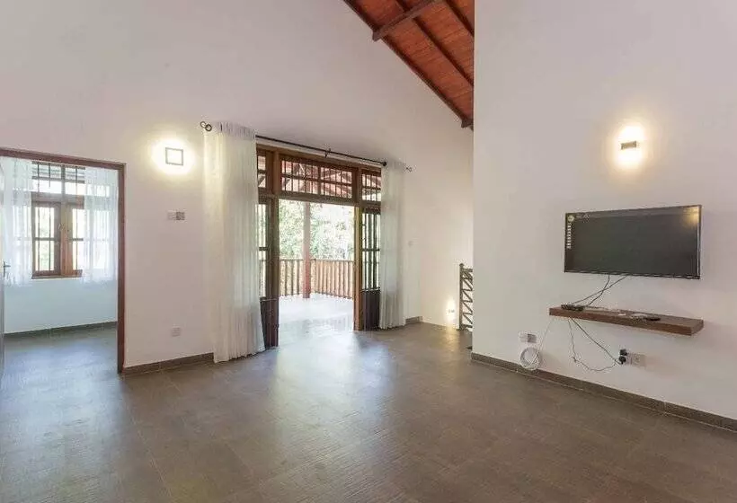 ペンション Araliya Cottage