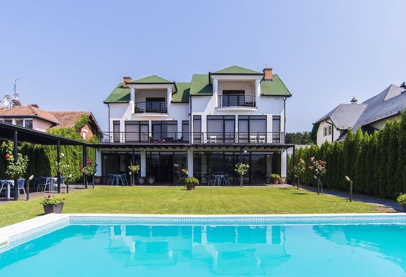 پانسیون Guest House Panorama Aqualux With Free Parking