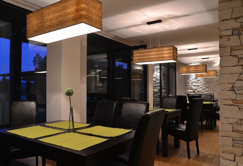 پانسیون Guest House Panorama Aqualux With Free Parking