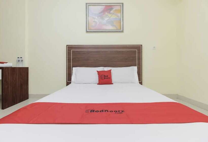 פנסיון Reddoorz Near Rs Bhayangkara Palembang