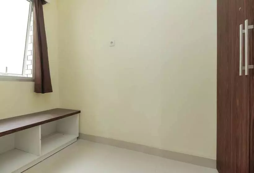 ペンション Reddoorz Near Rs Bhayangkara Palembang