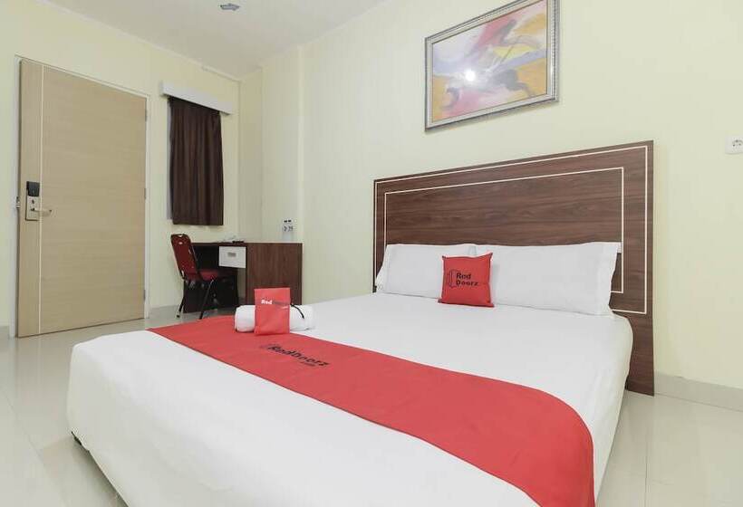 פנסיון Reddoorz Near Rs Bhayangkara Palembang