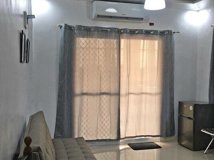 פנסיון Yo' Boss