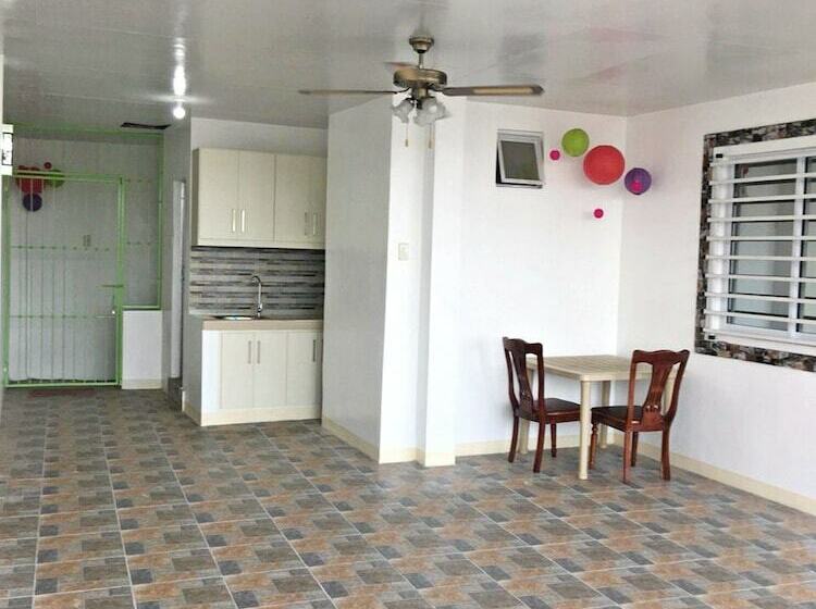 פנסיון Yo' Boss