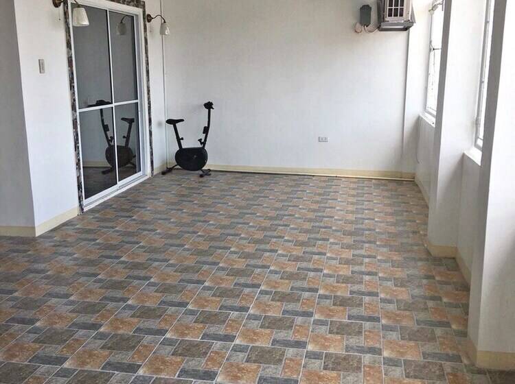 פנסיון Yo' Boss