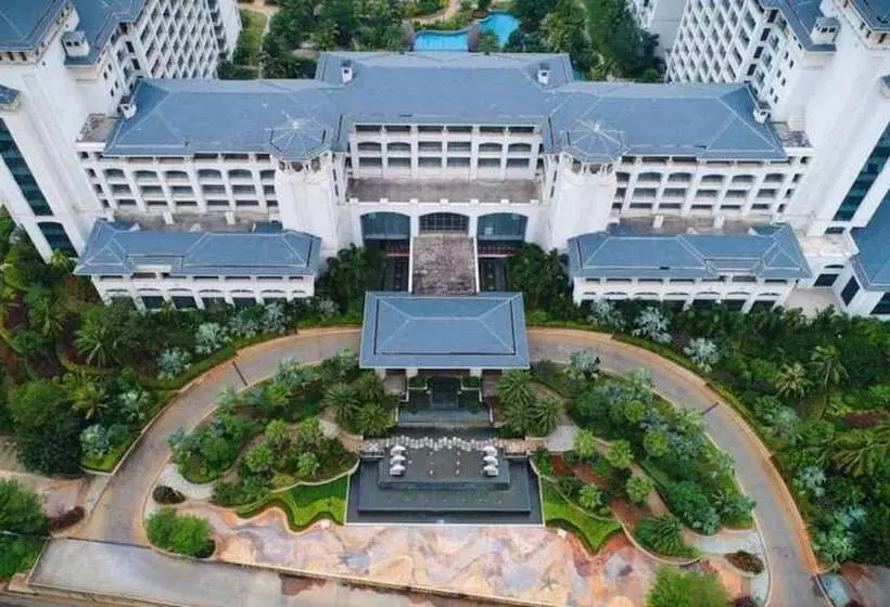 Haikou Zhushan Yingbin Bandao Apartment