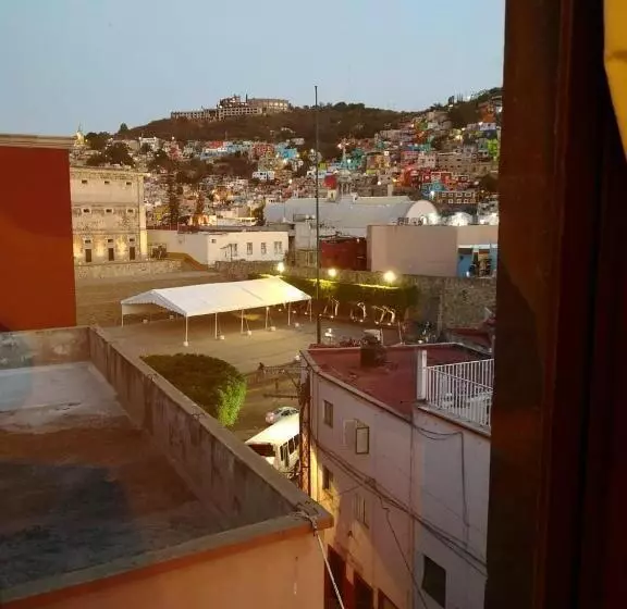 هتل Del Conde