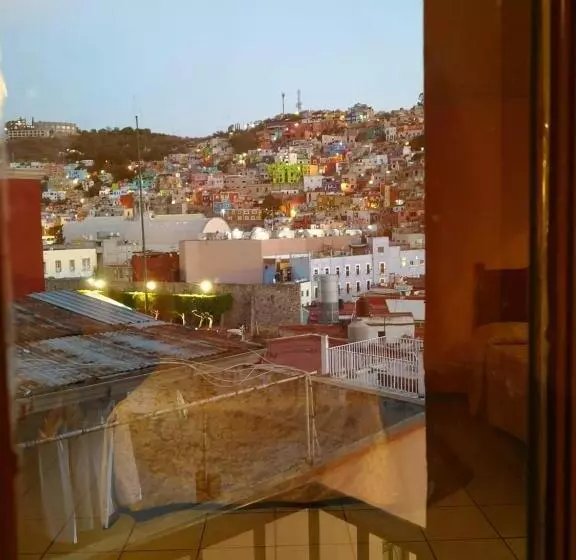 هتل Del Conde