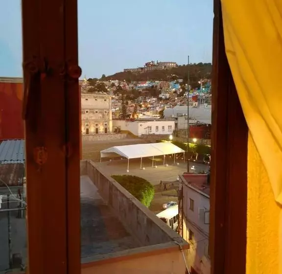 هتل Del Conde
