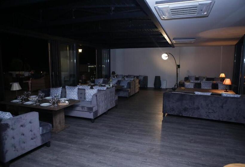 هتل Garden Palace