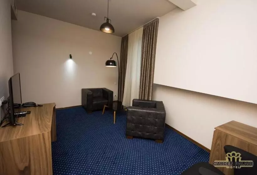 هتل Garden Palace