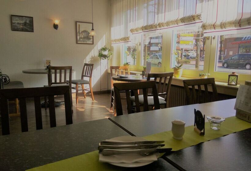 Отель Gasthof Am Markt