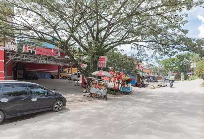 Hotelli Reddoorz Syariah @ Pangeran Suryanata Samarinda