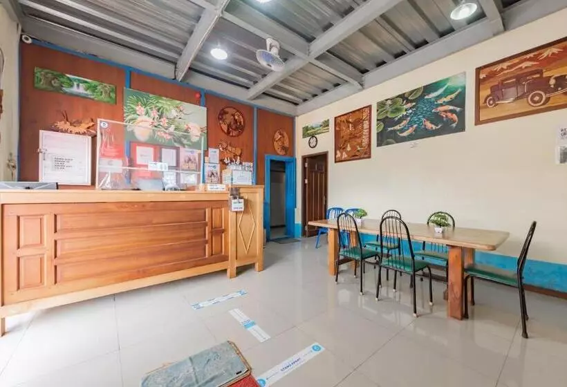 Hotelli Reddoorz Syariah @ Pangeran Suryanata Samarinda