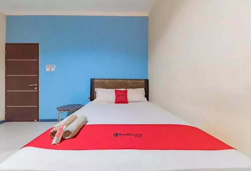 Hotelli Reddoorz Syariah @ Pangeran Suryanata Samarinda