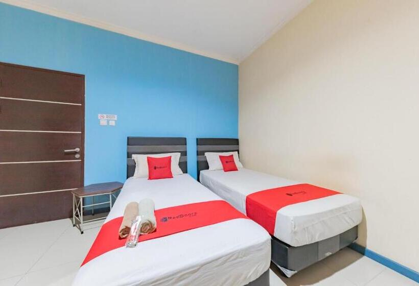 בית מלון כפרי Reddoorz Syariah @ Pangeran Suryanata Samarinda