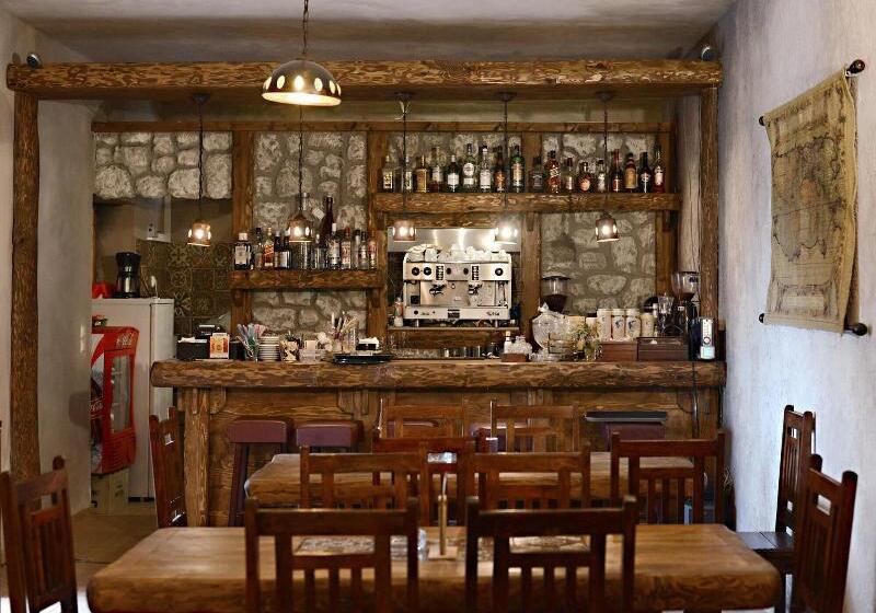 Pension (Hôtel basse catégorie) La Locanda