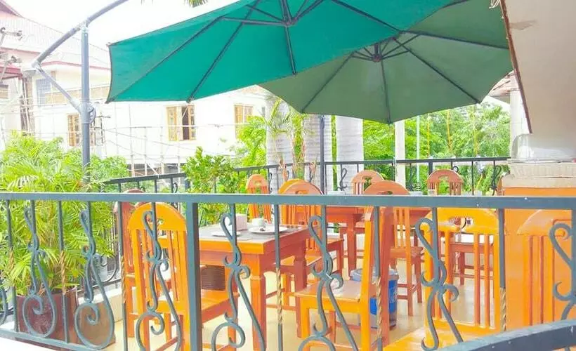 پانسیون Stone Inn