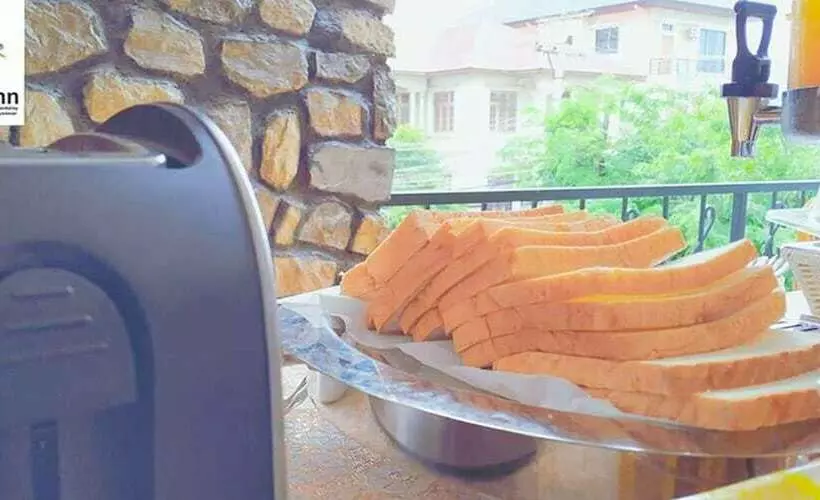 پانسیون Stone Inn